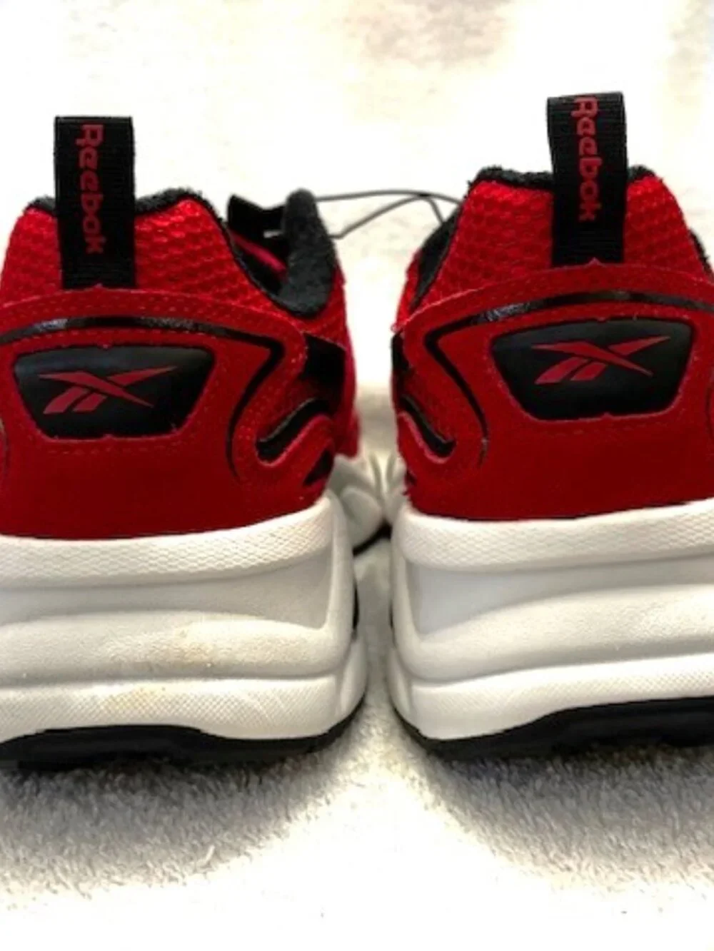 Reebok charge run